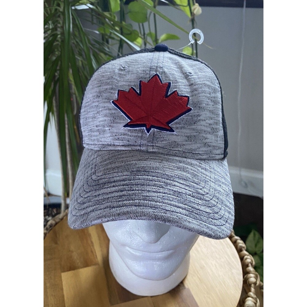 Toronto Blue Jays New Era On-Field Cap 39THIRTY Hat NWOT